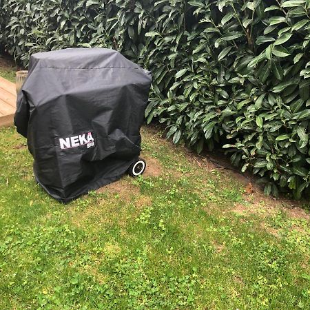 Tiny Et Jacuzzi Charente Maritime Vila Plassay Exterior foto