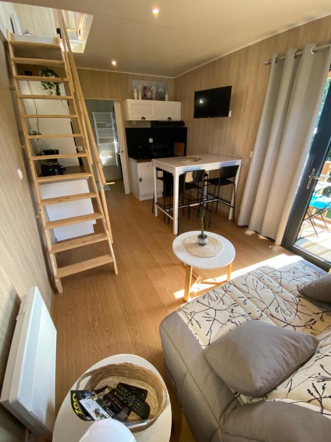 Tiny Et Jacuzzi Charente Maritime Vila Plassay Exterior foto